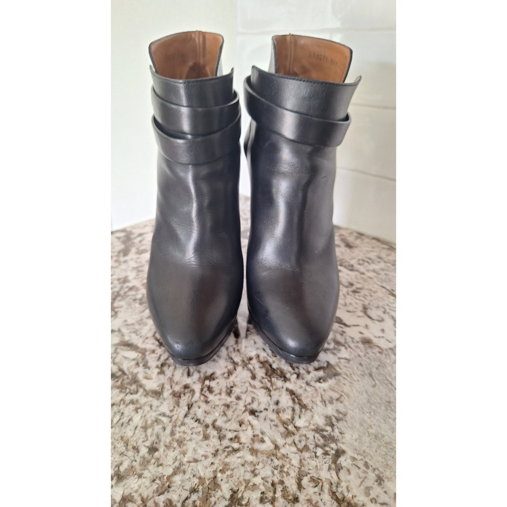 Giorgio Armani Black Leather heel Ankle Boots Heels 36.5/6.5 US